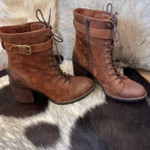 Born Brown Rough Suede Laceup/Zip on side Boots Size 8